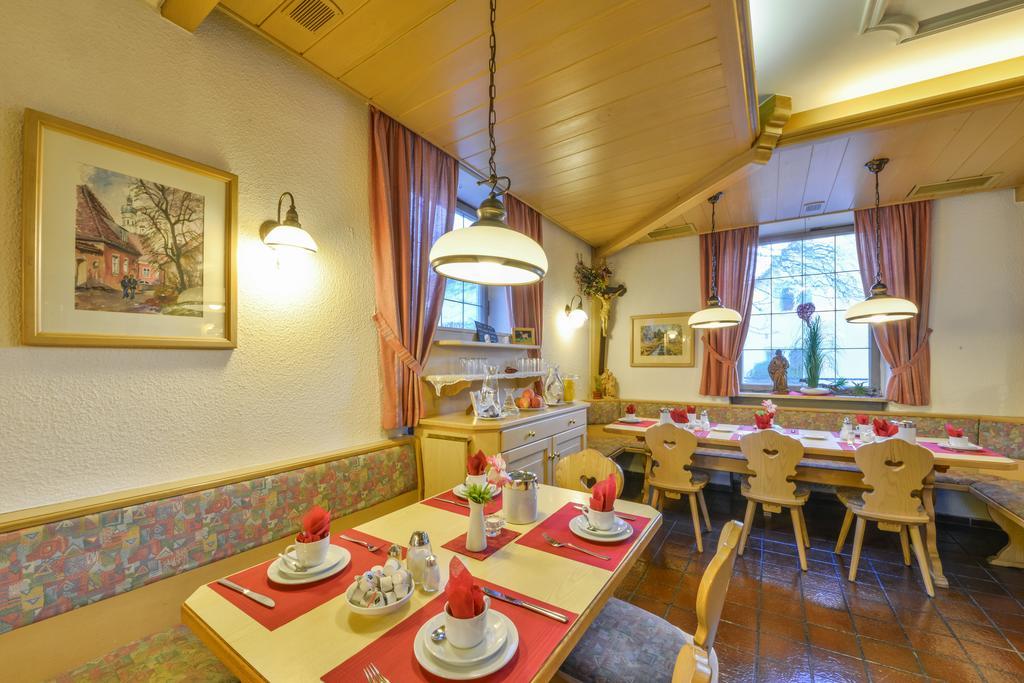 Hotel Drei Loewen Дахау Экстерьер фото